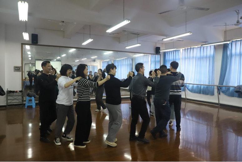 图片4.png 图片4.png