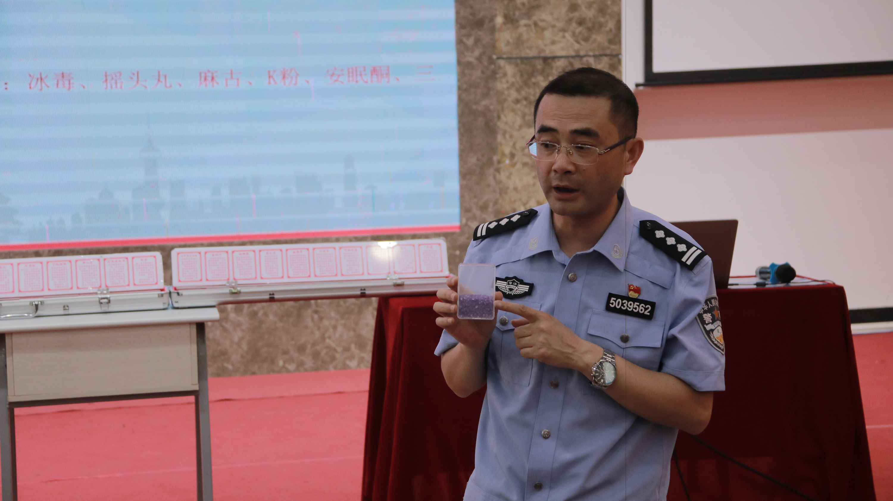 图片 2.png 图片 2.png